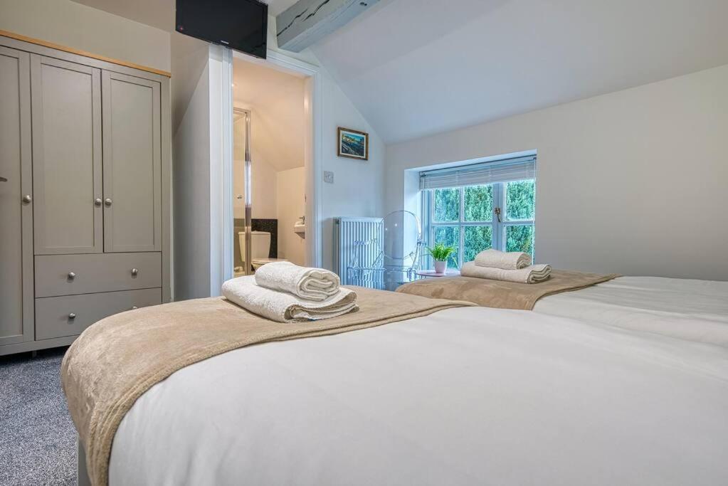 Delightful Two-Bedroom Cottage In The Heart Of בייקוול מראה חיצוני תמונה